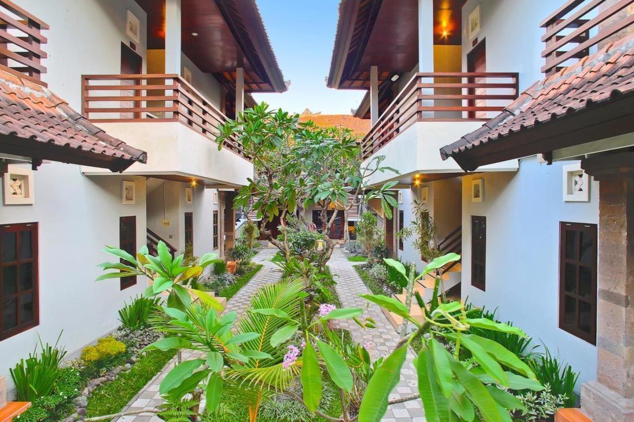 Puri Sading Hotel 3*